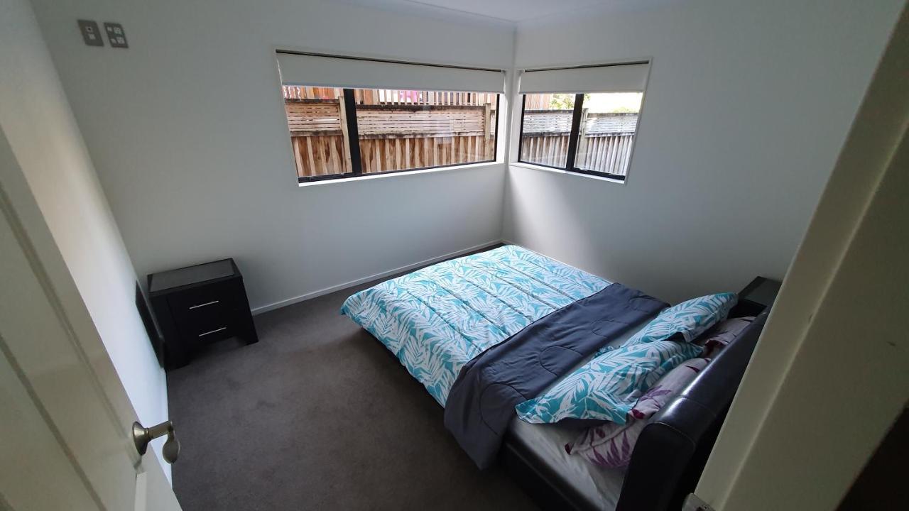 Stay In Valley Lower Hutt Esterno foto